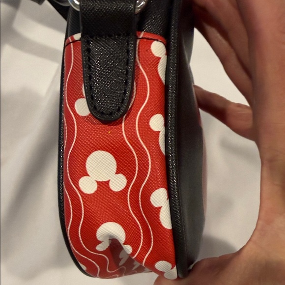 DANI BY DANIELLE NICOLE Mouse Black and Red Crossbody Bag faux leather - Picture 4 of 9